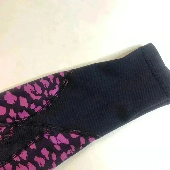 Lululemon Drop it like it’s hot hot pink leggings size 6 30” - Picture 8 of 10